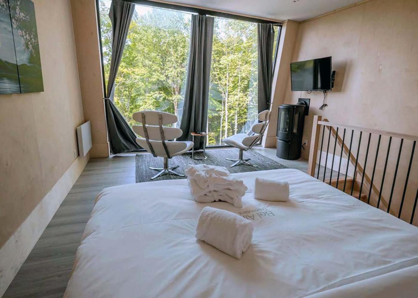Bel Air Tremblant Hotel & Residences Монт-Тремблант Стая снимка